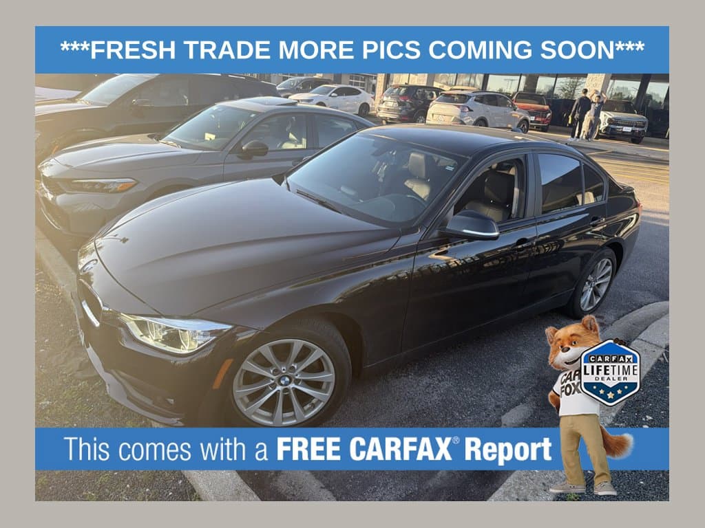 2018 BMW 3 Series 320i xDrive — photo 1 of 4
