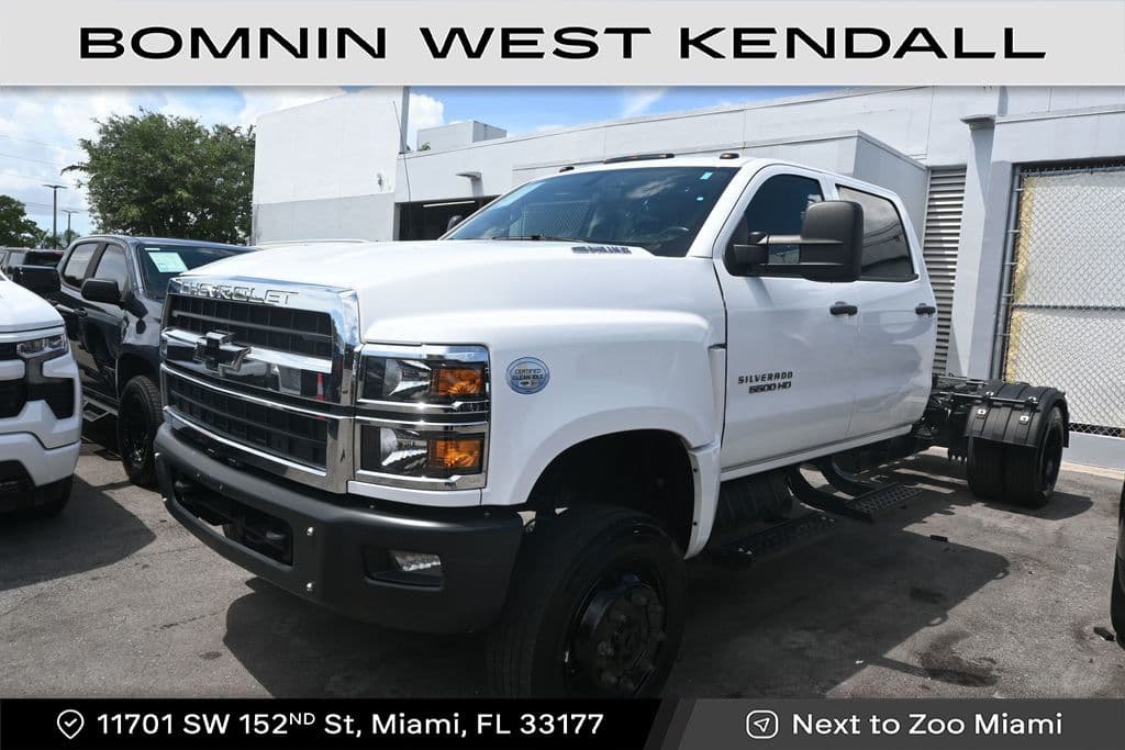 2024 Chevrolet Silverado 4500HD Work Truck — photo 1 of 30