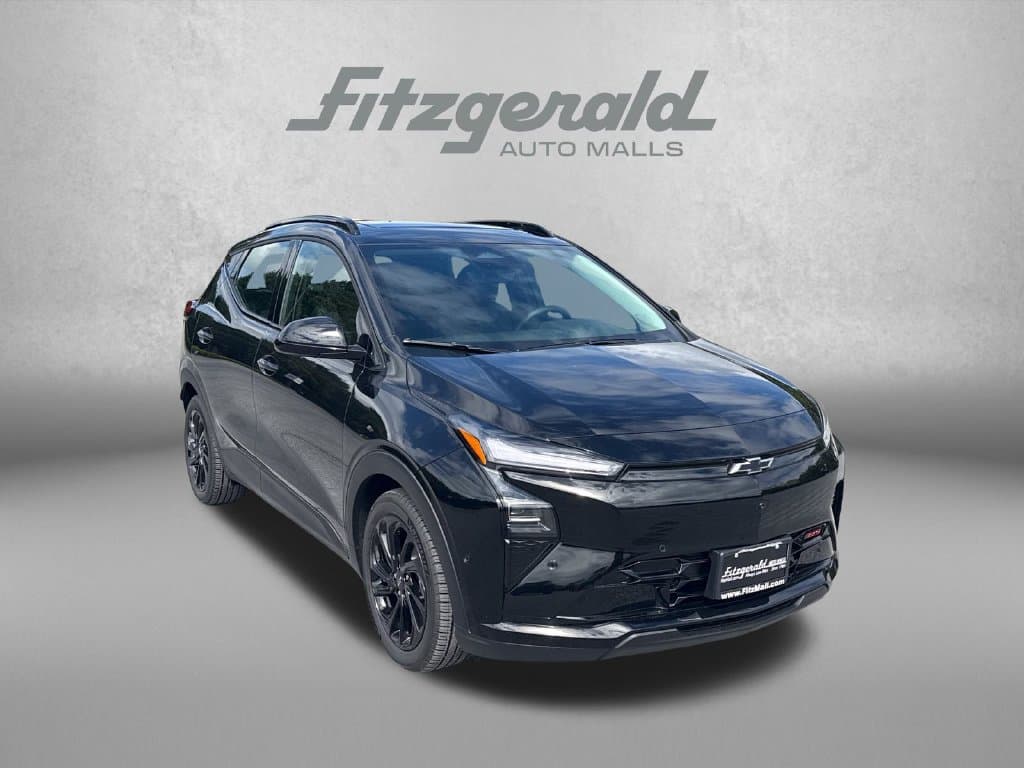 2027 Chevrolet Bolt RS — photo 1 of 29