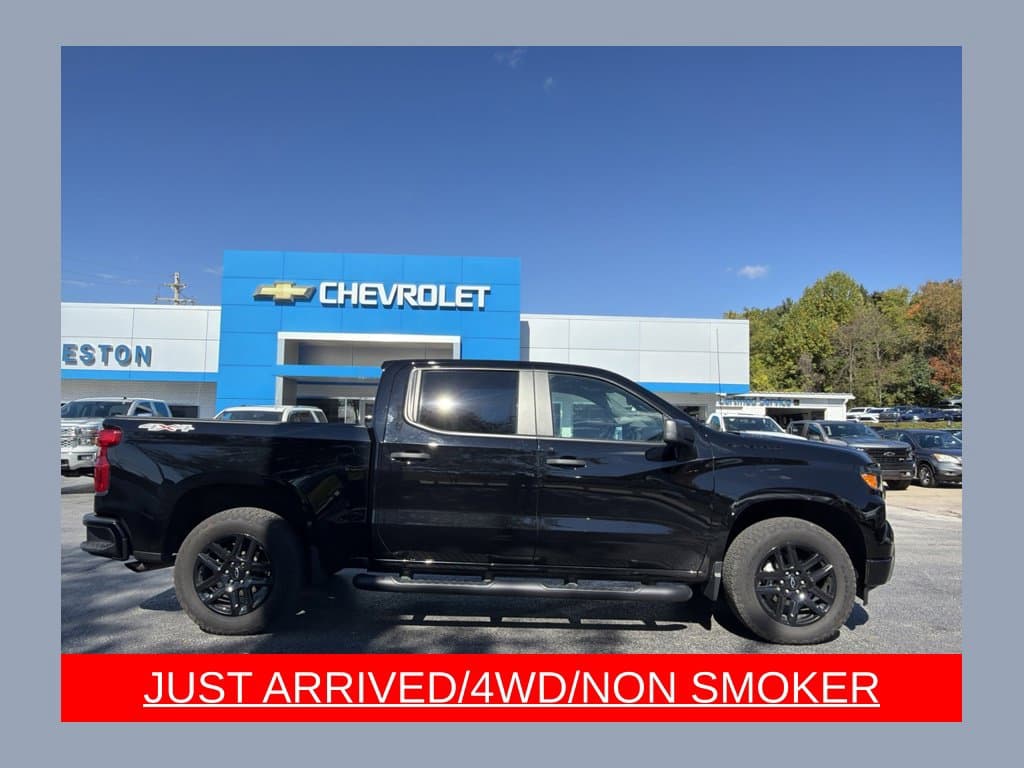 2024 Chevrolet Silverado 1500 Custom — photo 1 of 11