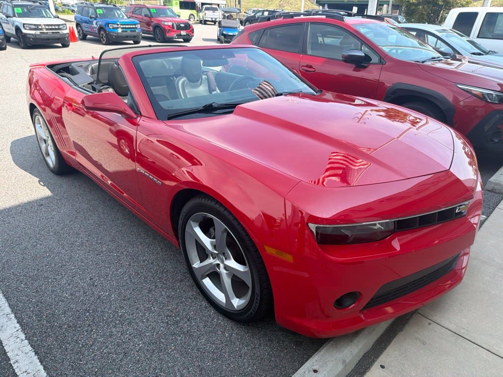 2015 Chevrolet Camaro 2LT — photo 1 of 10