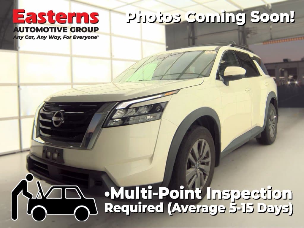 2024 Nissan Pathfinder SV — photo 1 of 2