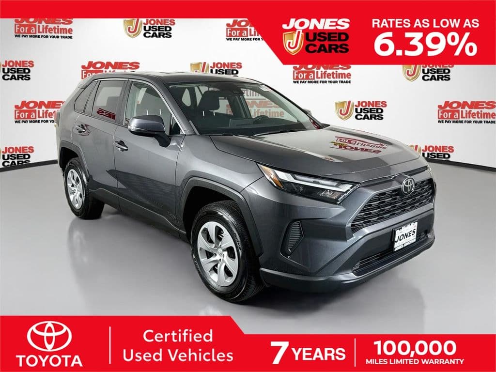 2023 Toyota RAV4 LE — photo 1 of 34