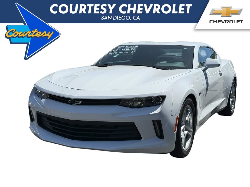 2018 Chevrolet Camaro 1LT — photo 1 of 30