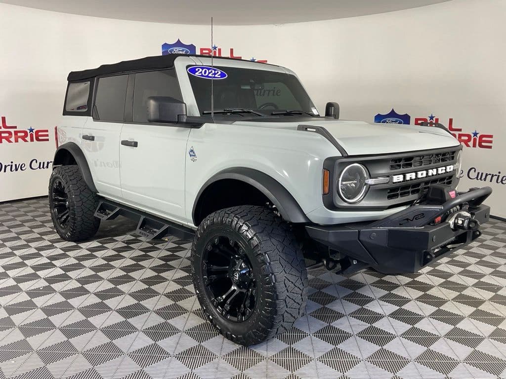 2022 Ford Bronco Black Diamond — photo 1 of 26
