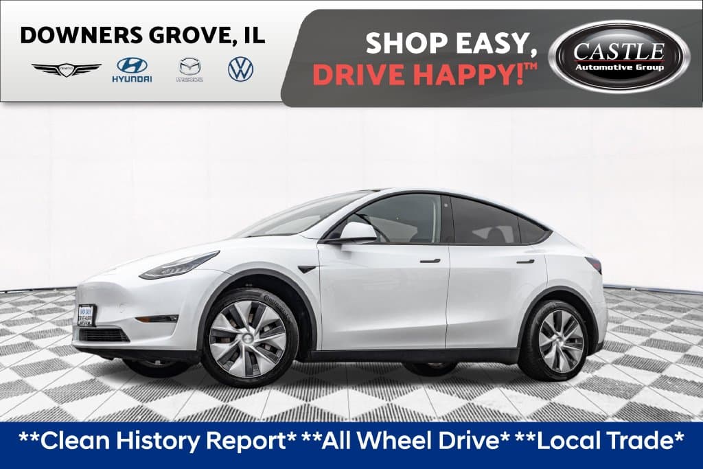 2023 Tesla Model Y Long Range — photo 1 of 35