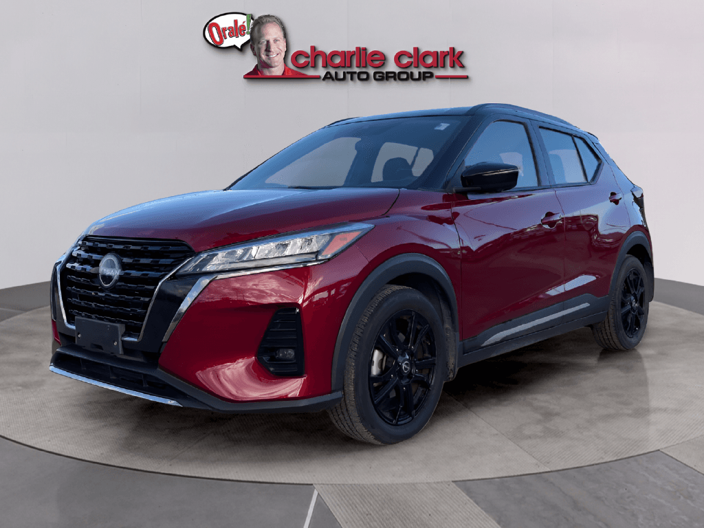 2023 Nissan Kicks SR — photo 1 of 28