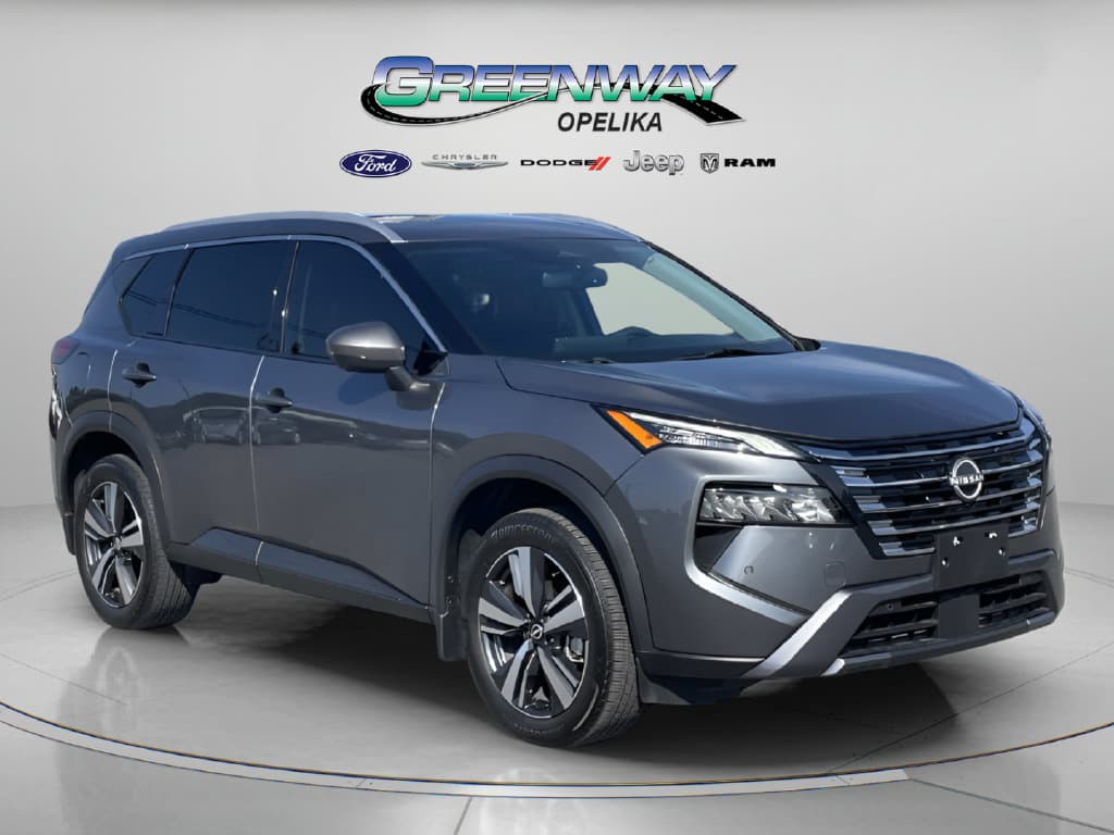 2024 Nissan Rogue SL — photo 1 of 30