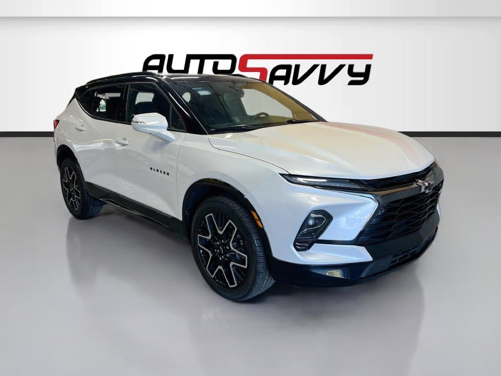 2023 Chevrolet Blazer RS — photo 1 of 32