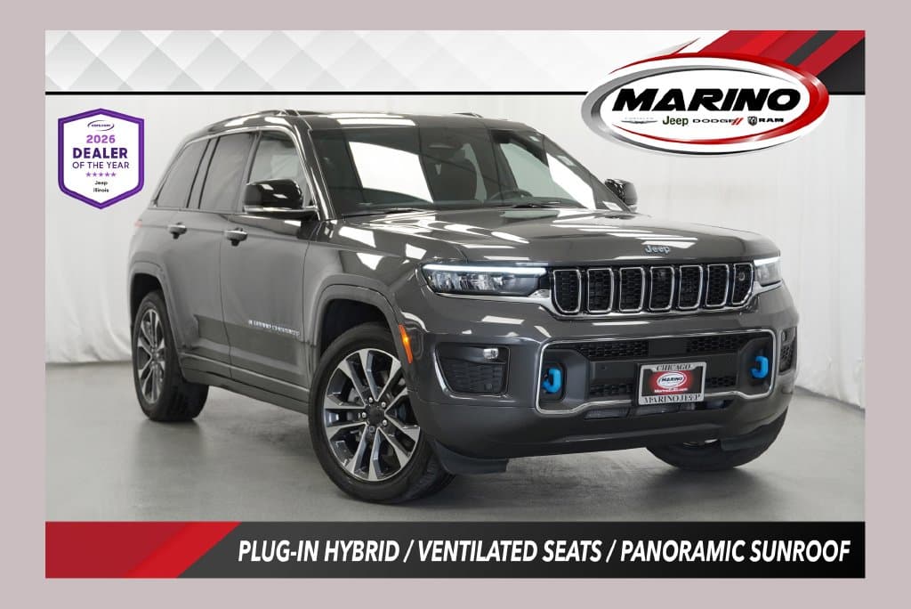2023 Jeep Grand Cherokee Overland — photo 1 of 51