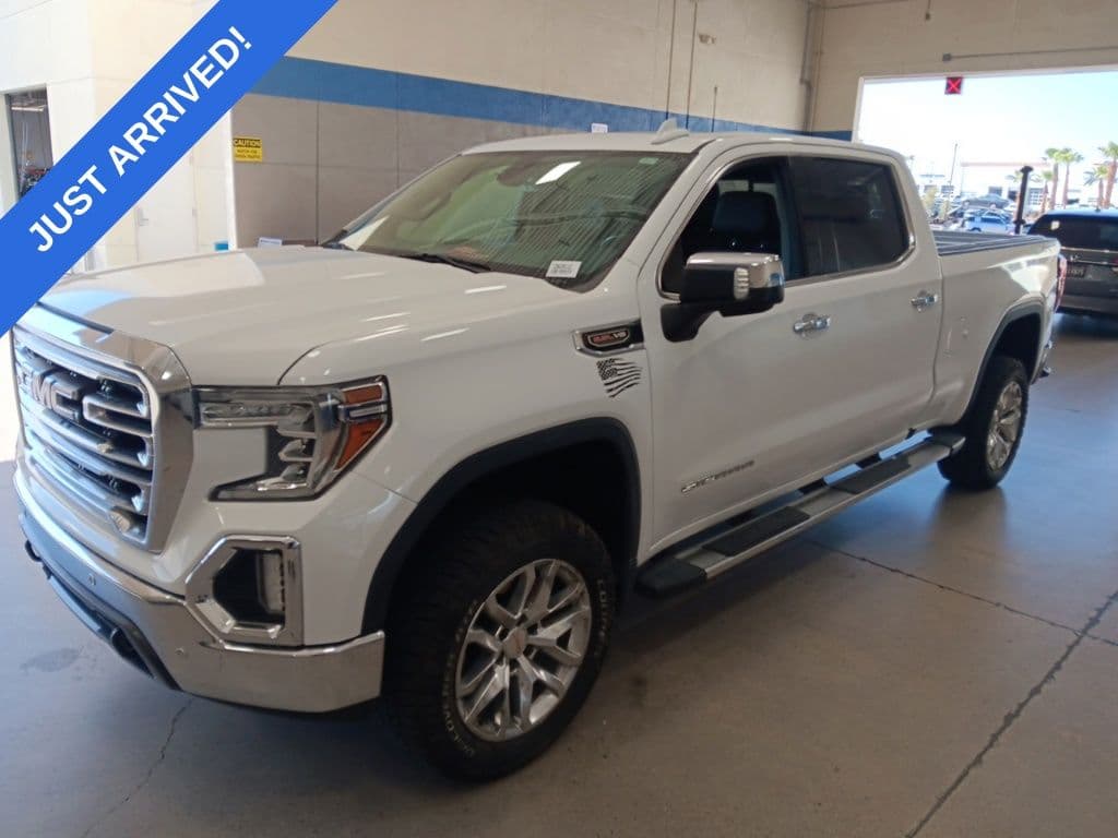 2020 GMC Sierra 1500 SLT — photo 1 of 6