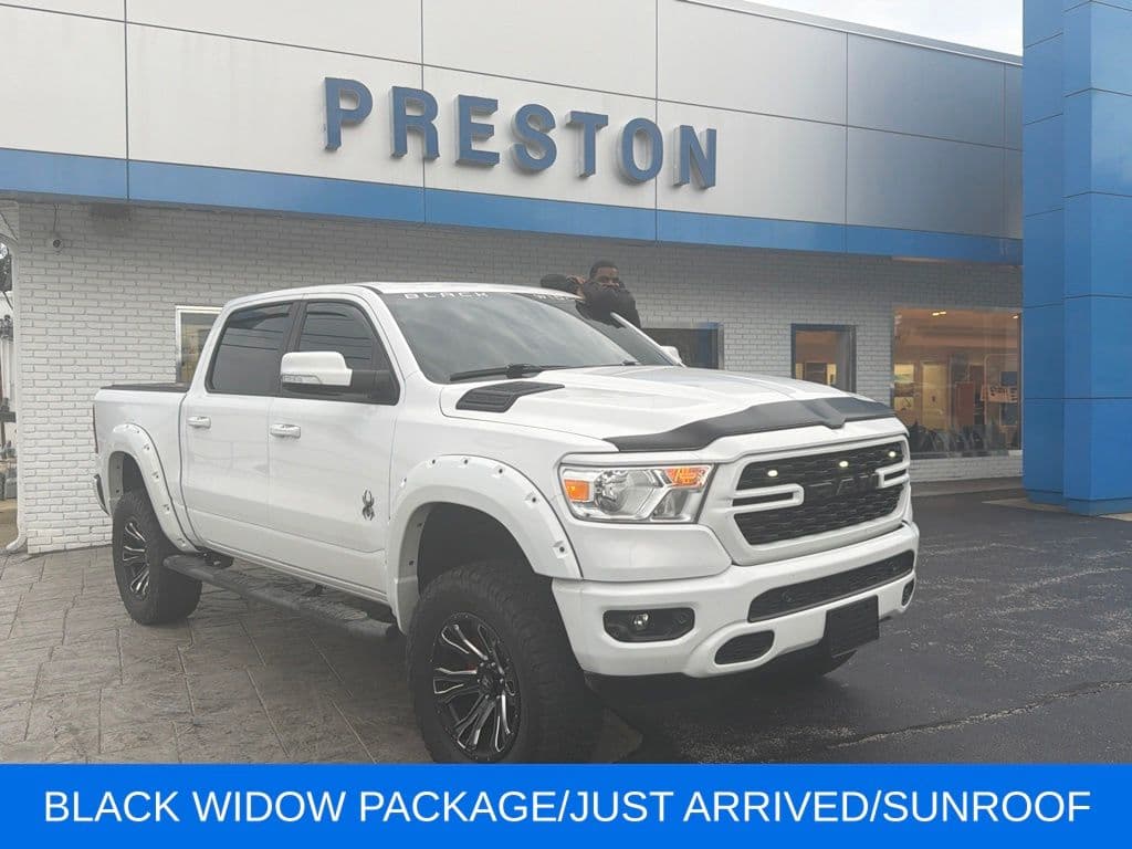 2022 RAM 1500 Base — photo 1 of 16