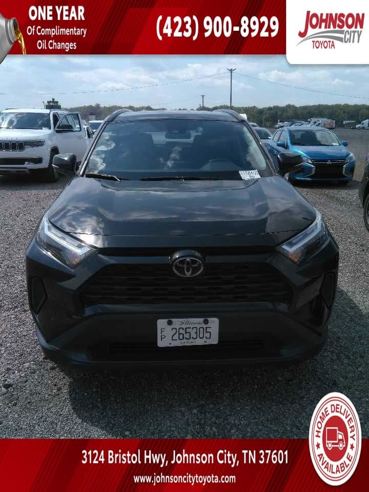 2024 Toyota RAV4 XLE — photo 1 of 37