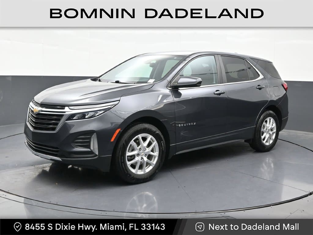 2022 Chevrolet Equinox LT — photo 1 of 38