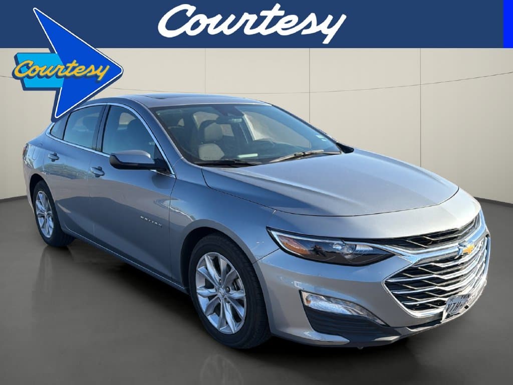 2024 Chevrolet Malibu LT — photo 1 of 18