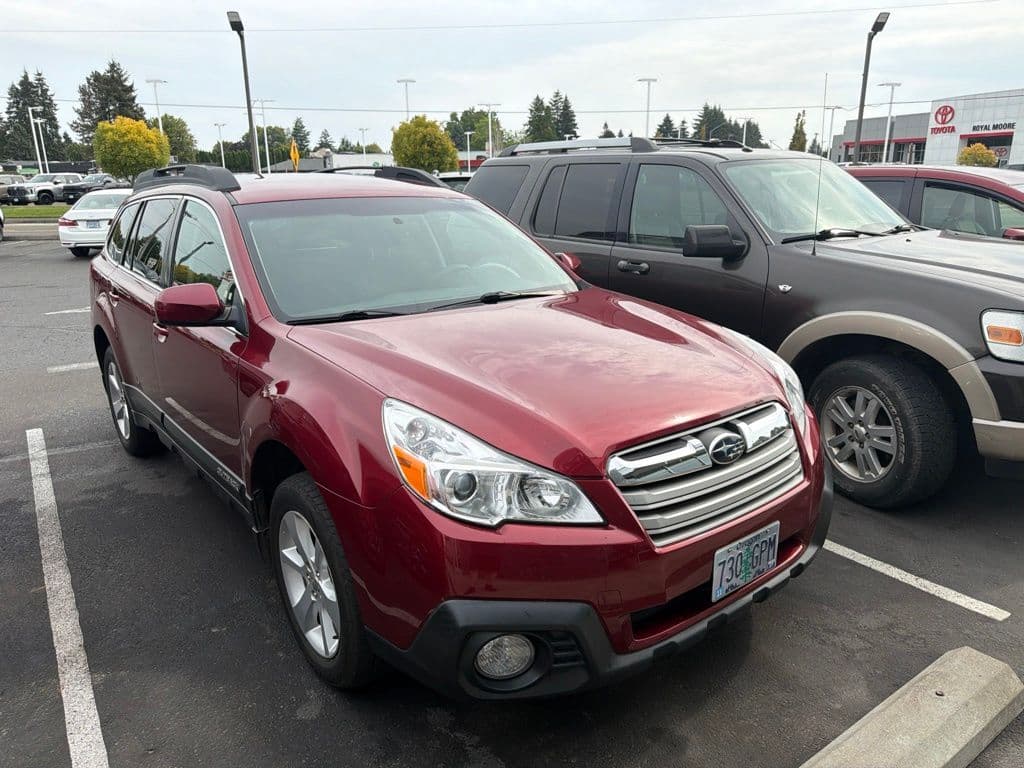 2014 Subaru Outback 2.5i Premium — photo 1 of 12