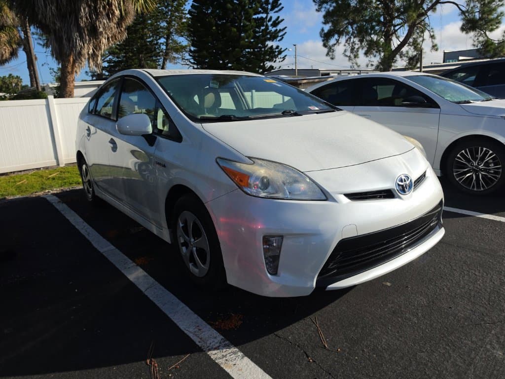 2015 Toyota Prius Two — photo 1 of 18