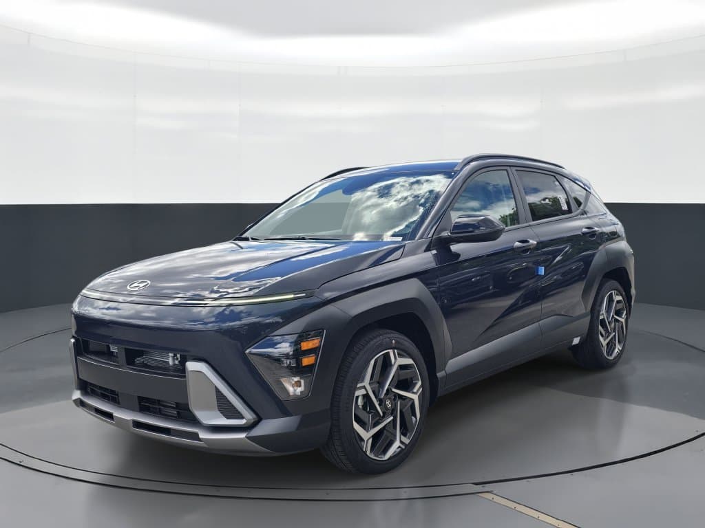 2027 Hyundai Kona SEL Premium — photo 1 of 26