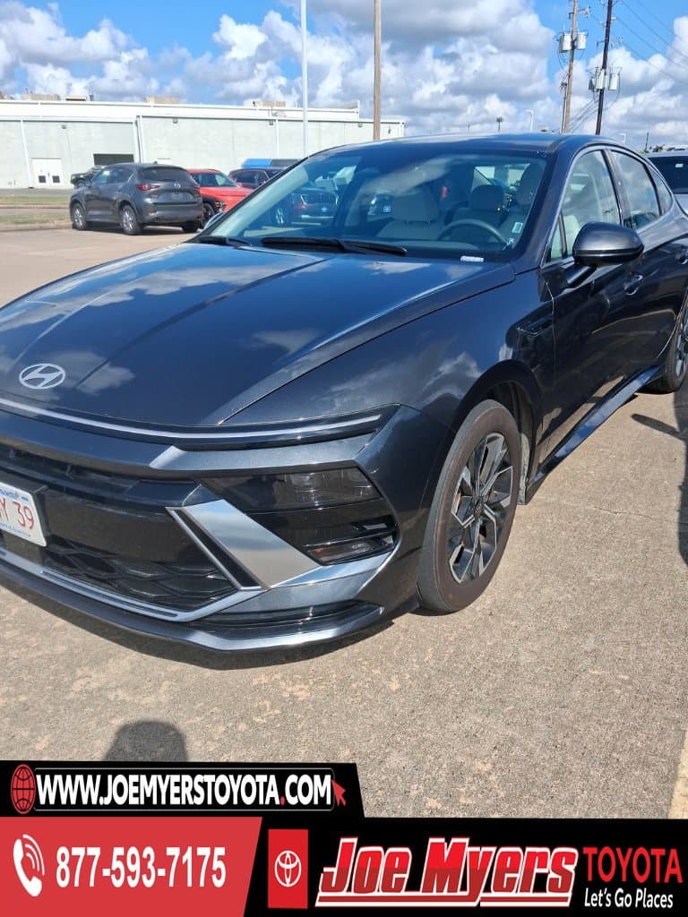 2025 Hyundai Sonata SEL — photo 1 of 6