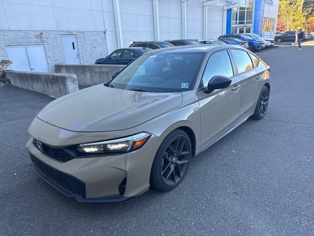 2025 Honda Civic Hatchback Sport — photo 1 of 21