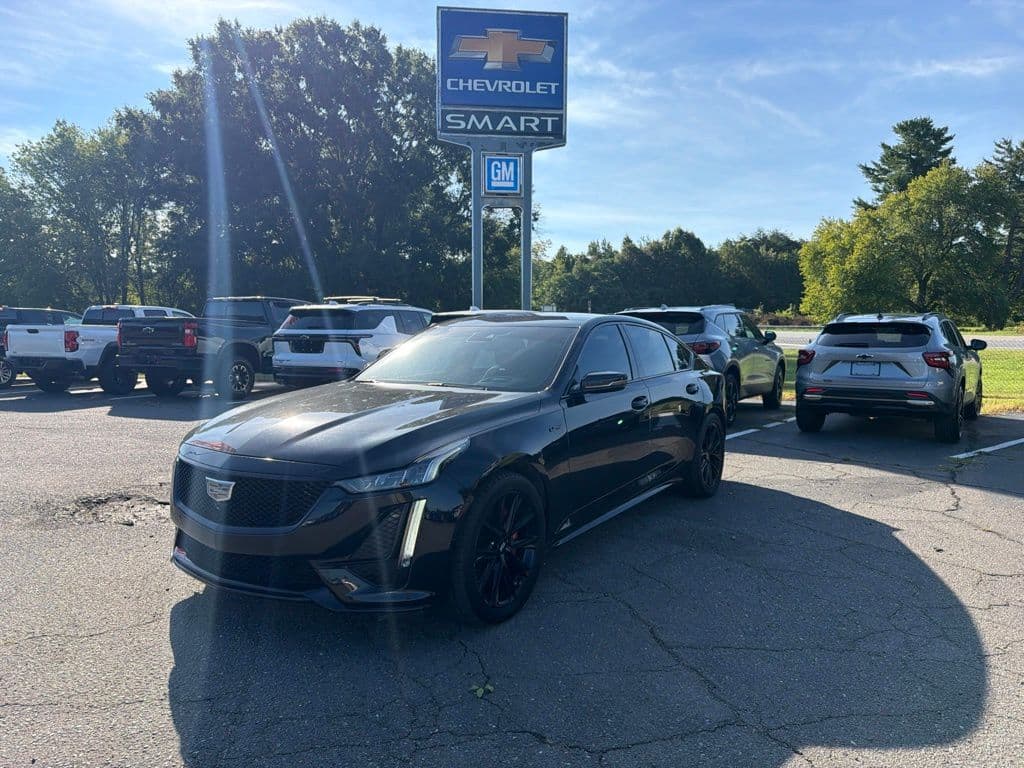 2021 Cadillac CT5 V-Series — photo 1 of 10