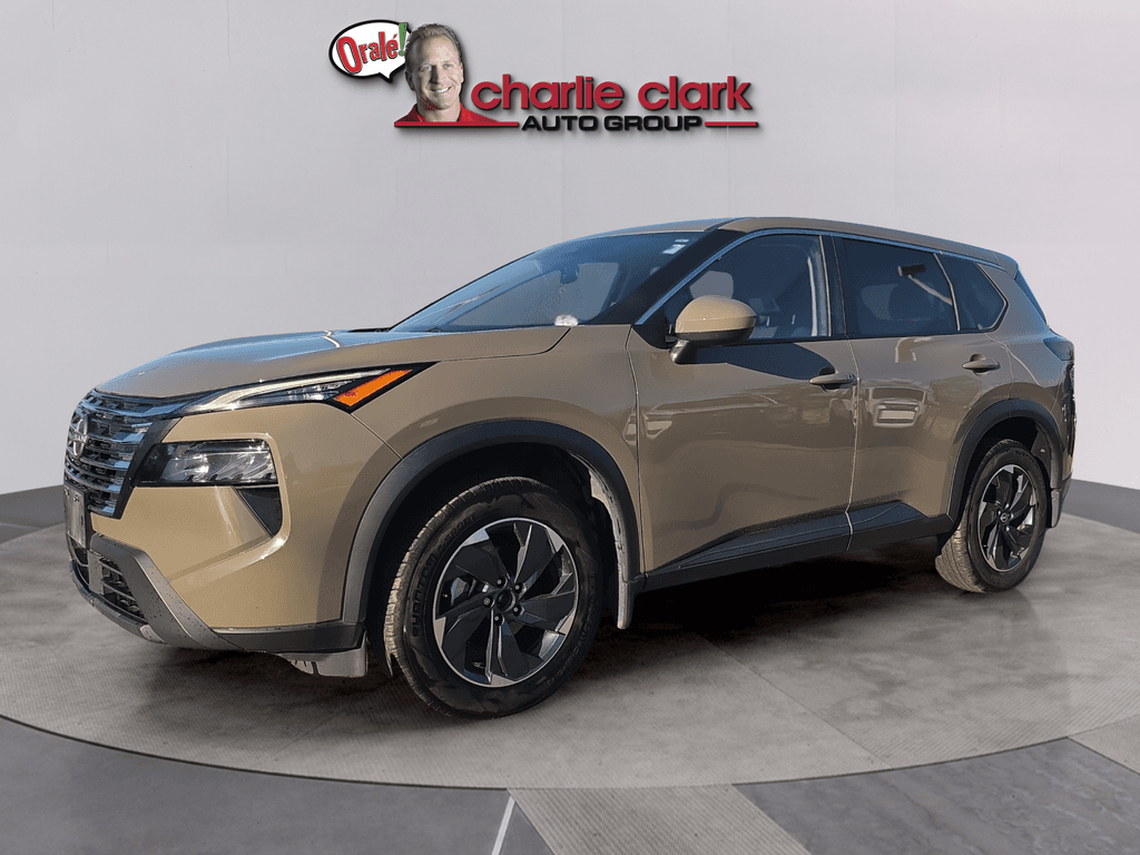 2025 Nissan Rogue SV — photo 1 of 10