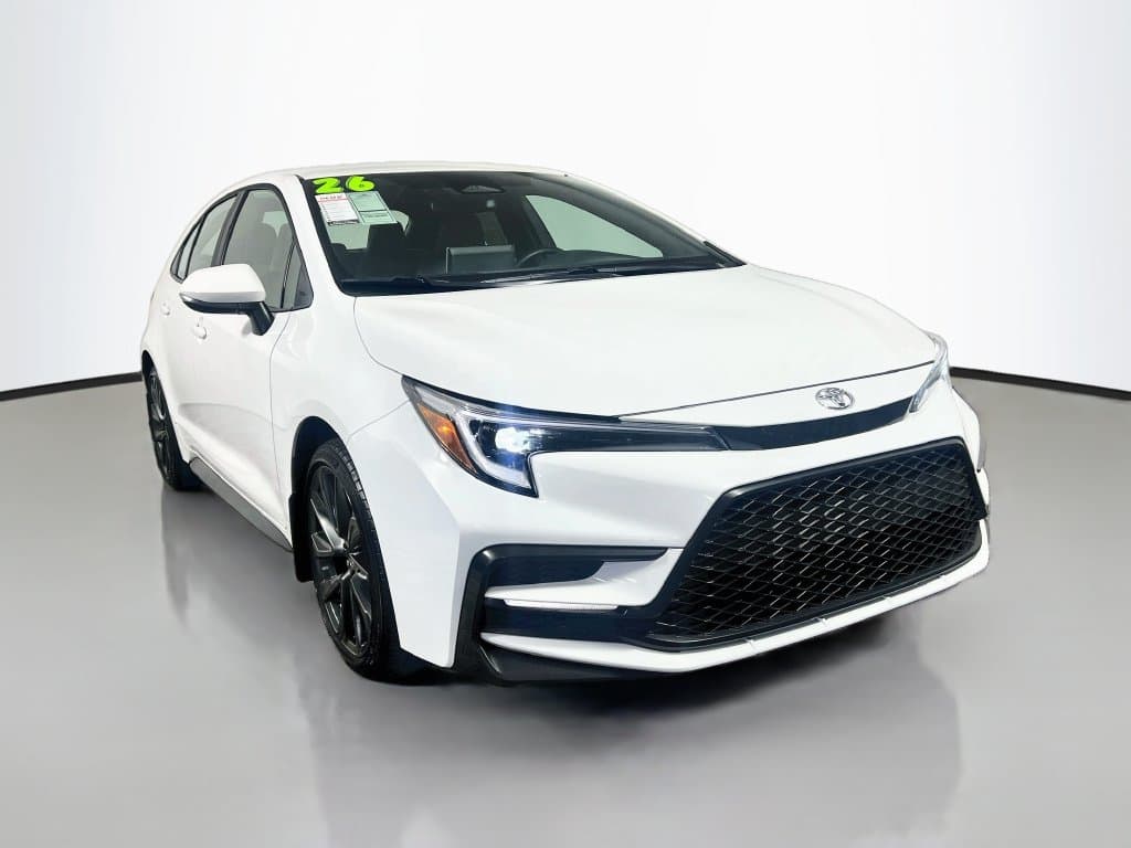 2026 Toyota Corolla SE — photo 1 of 33