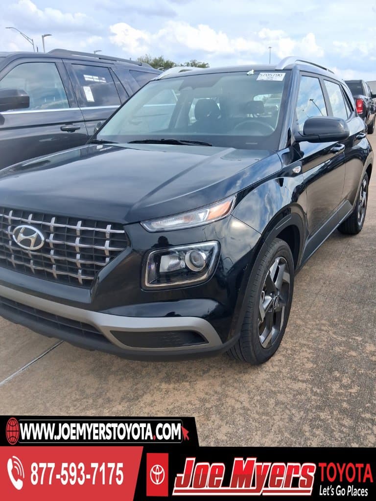 2026 Hyundai Venue SEL — photo 1 of 6
