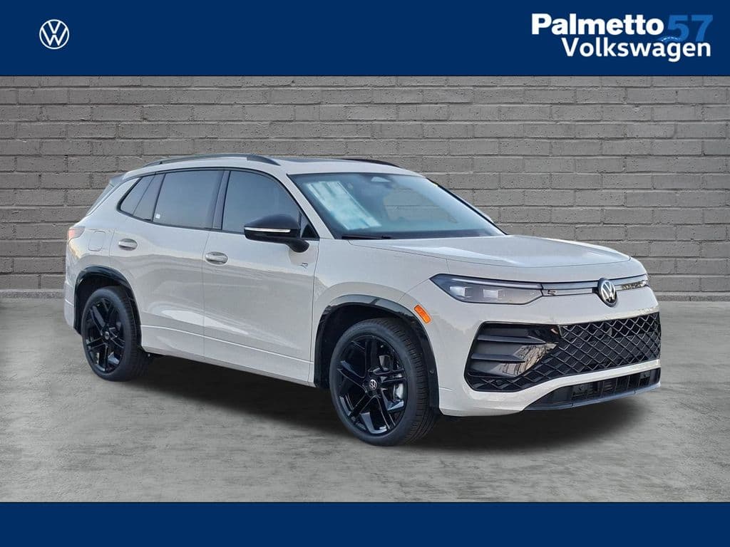 2026 Volkswagen Tiguan SE R-Line Black — photo 1 of 11