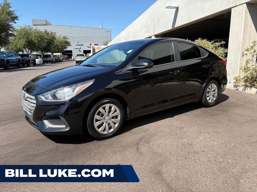 2018 Hyundai Accent SE — photo 1 of 24