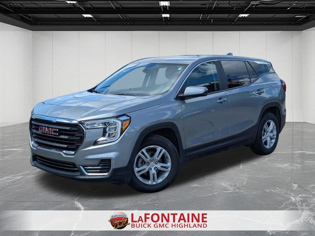 2024 GMC Terrain SLE — photo 1 of 32