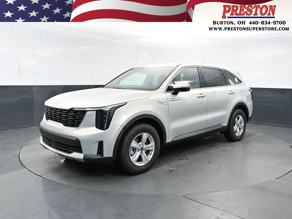 2026 Kia Sorento LX — photo 1 of 22