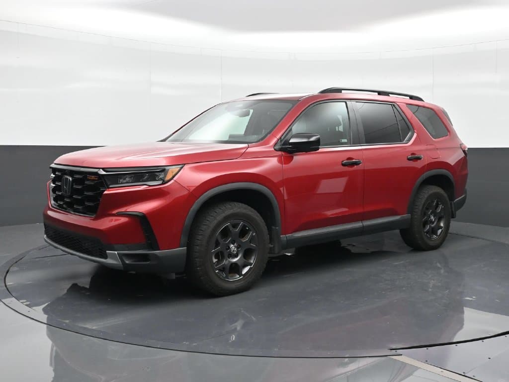 2024 Honda Pilot TrailSport — photo 1 of 7