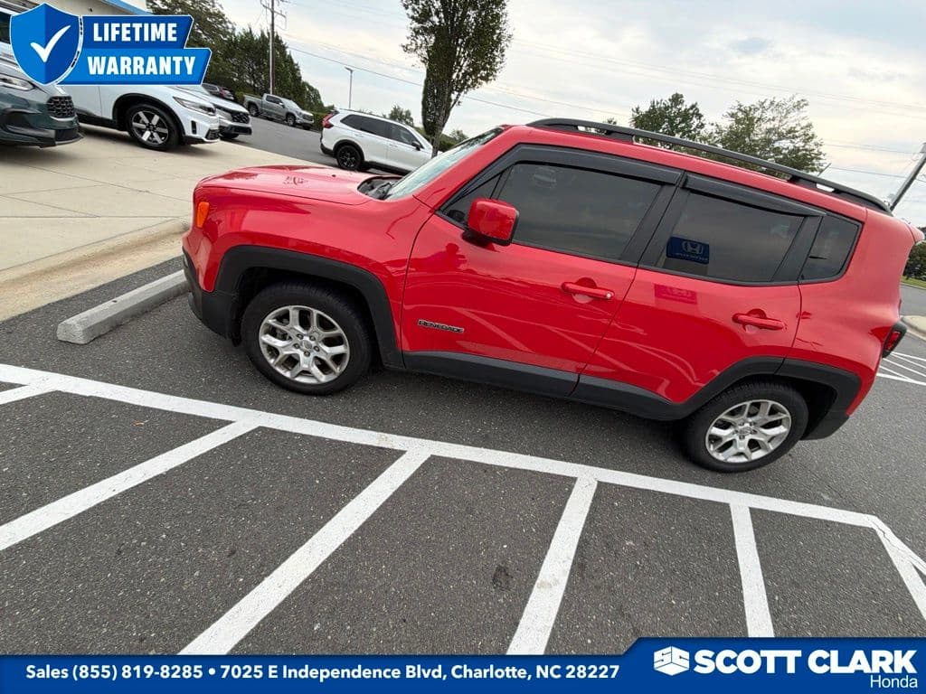 2018 Jeep Renegade Latitude — photo 1 of 4