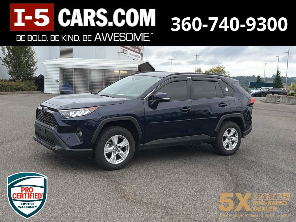 2020 Toyota RAV4 XLE — photo 1 of 7