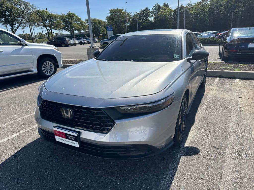 2024 Honda Accord Hybrid Sport — photo 1 of 21