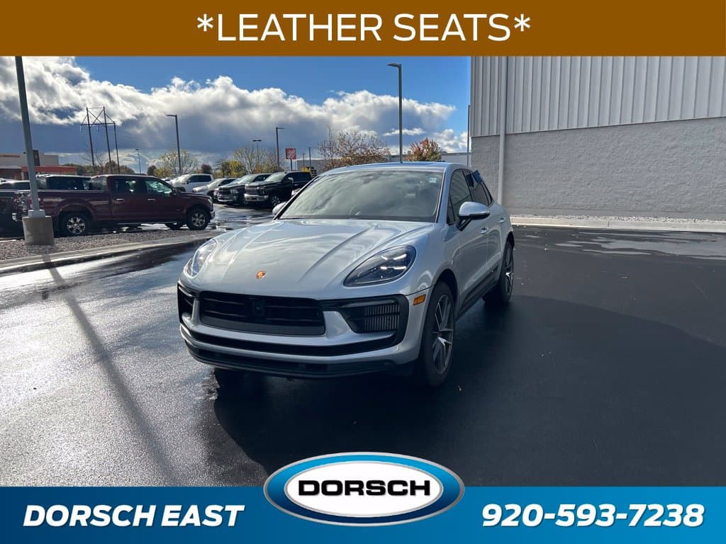 2023 Porsche Macan S — photo 1 of 39