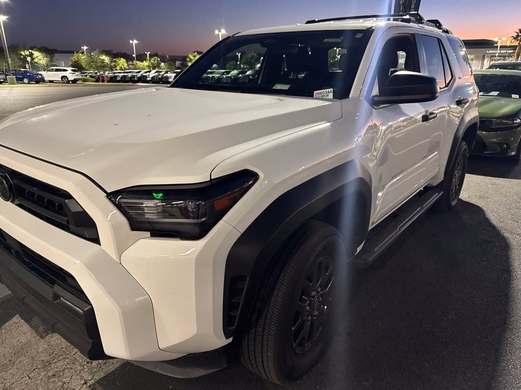 2026 Toyota 4Runner SR5 — photo 1 of 4
