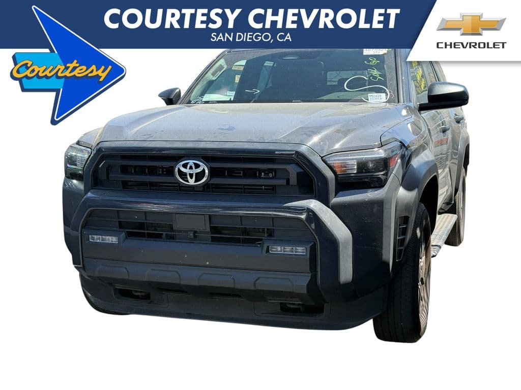 2025 Toyota 4Runner SR5 — photo 1 of 30