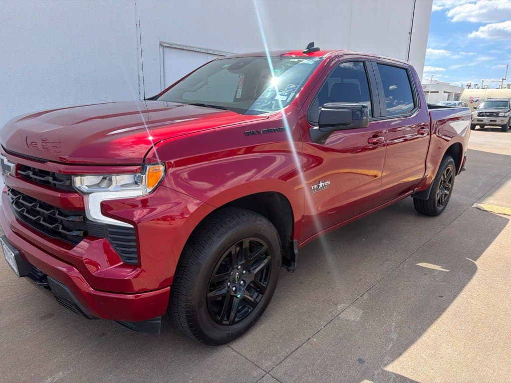 2024 Chevrolet Silverado 1500 RST — photo 1 of 8