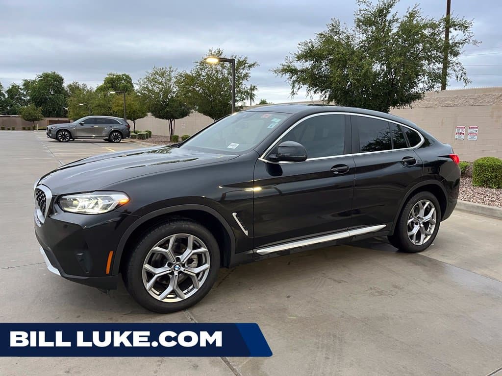 2025 BMW X4 xDrive30i — photo 1 of 27