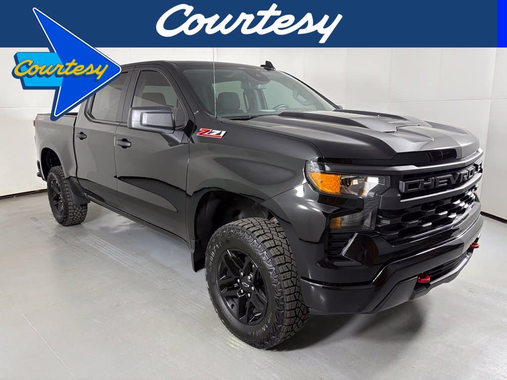 2026 Chevrolet Silverado 1500 Custom Trail Boss — photo 1 of 46