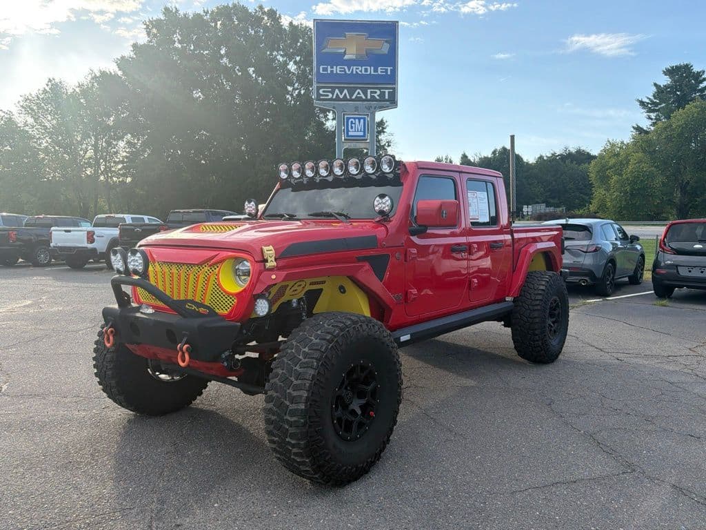 2021 Jeep Gladiator Mojave — photo 1 of 14