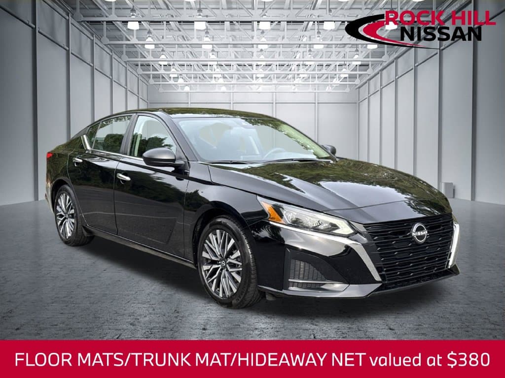 2025 Nissan Altima SV — photo 1 of 43