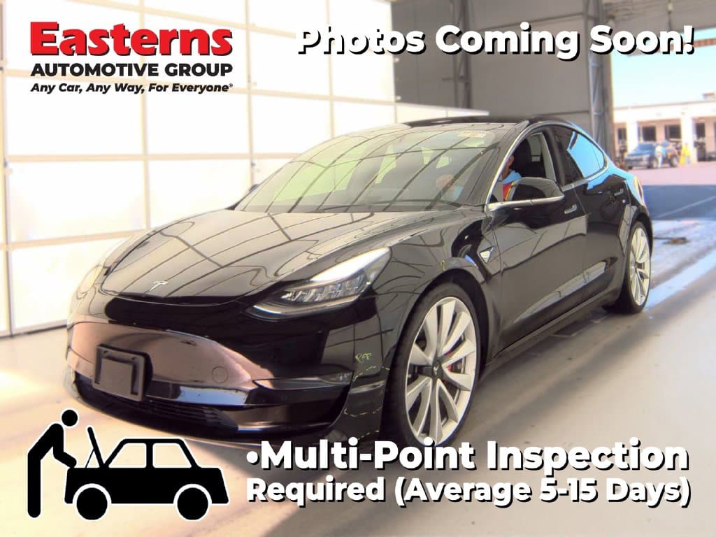 2018 Tesla Model 3 Base — photo 1 of 2