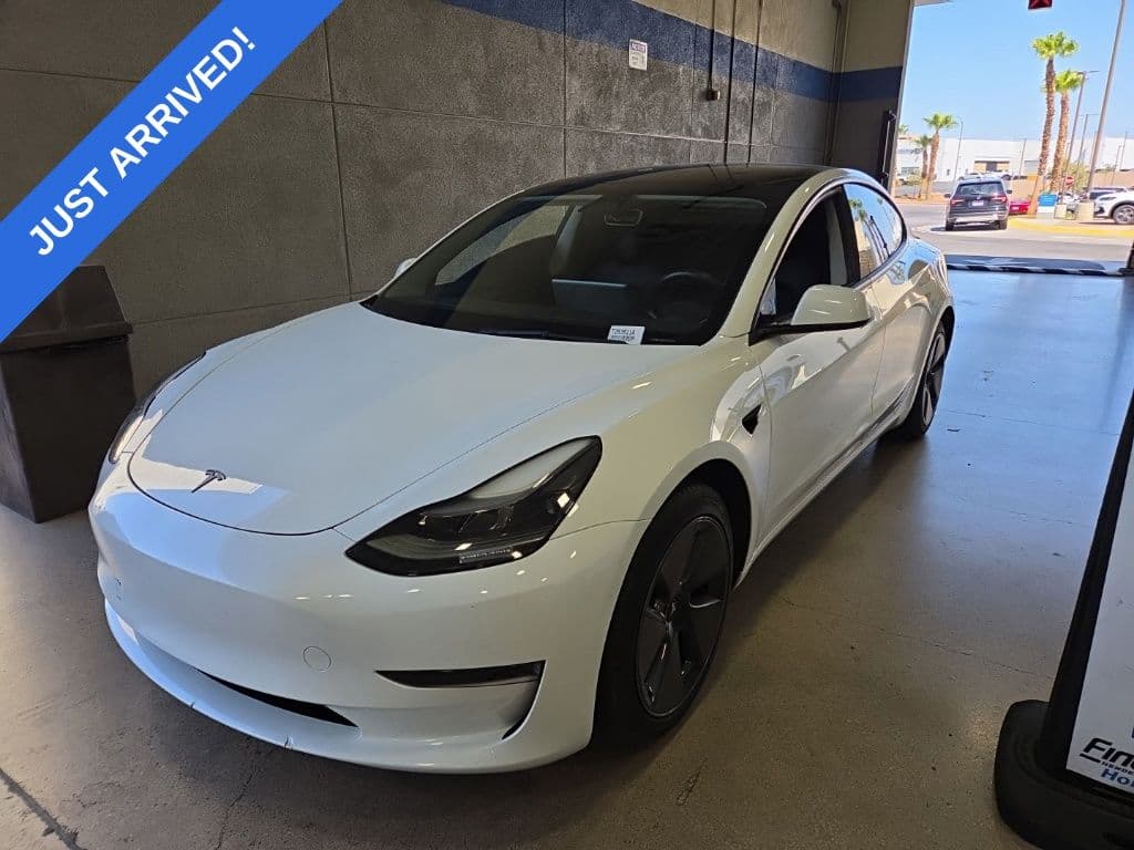 2023 Tesla Model 3 Base — photo 1 of 6