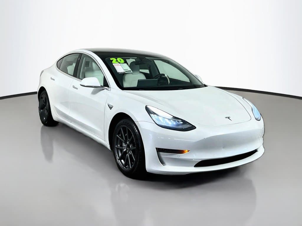 2020 Tesla Model 3 Standard Range Plus — photo 1 of 31