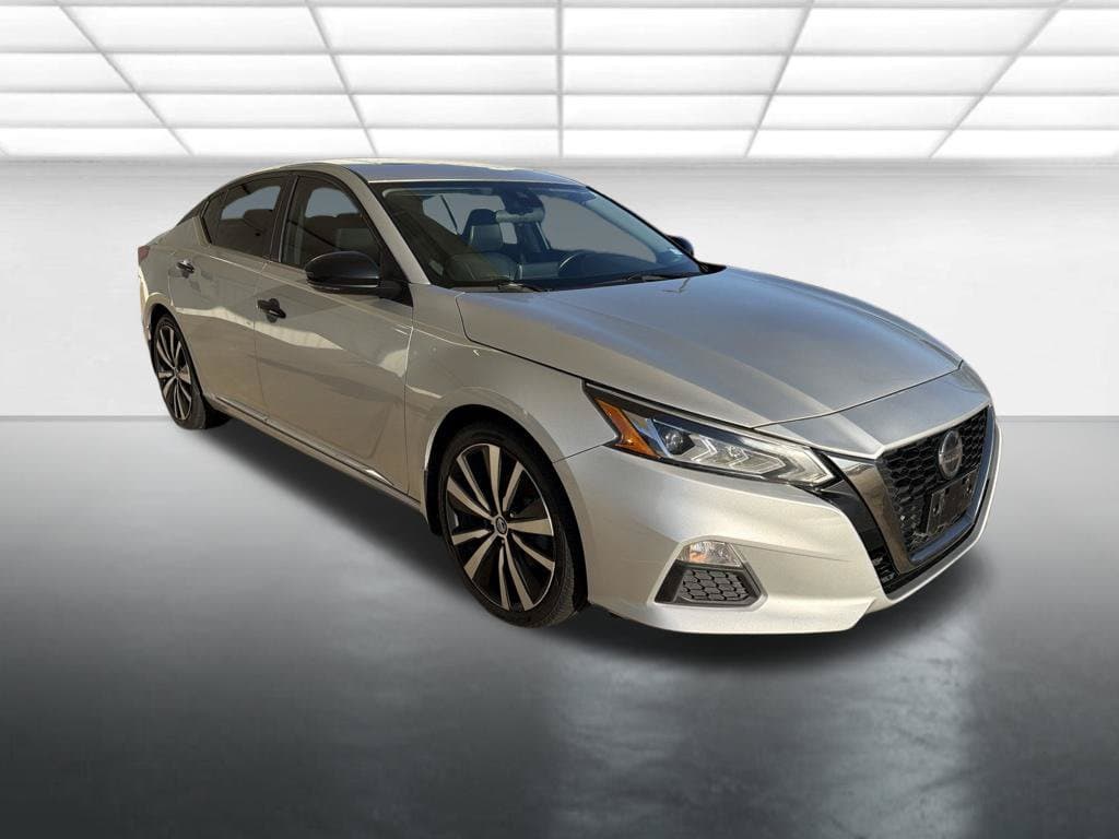 2021 Nissan Altima 2.5 SR — photo 1 of 11