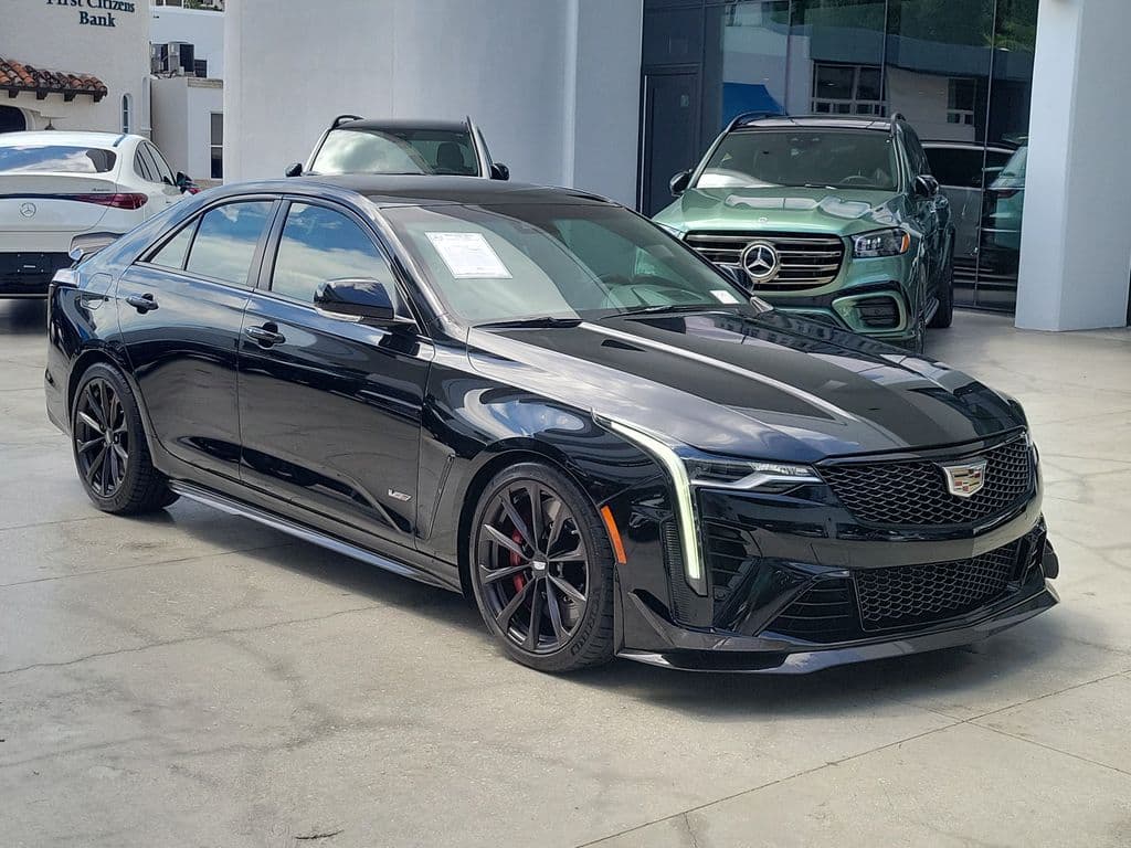 2022 Cadillac CT4 Base — photo 1 of 27