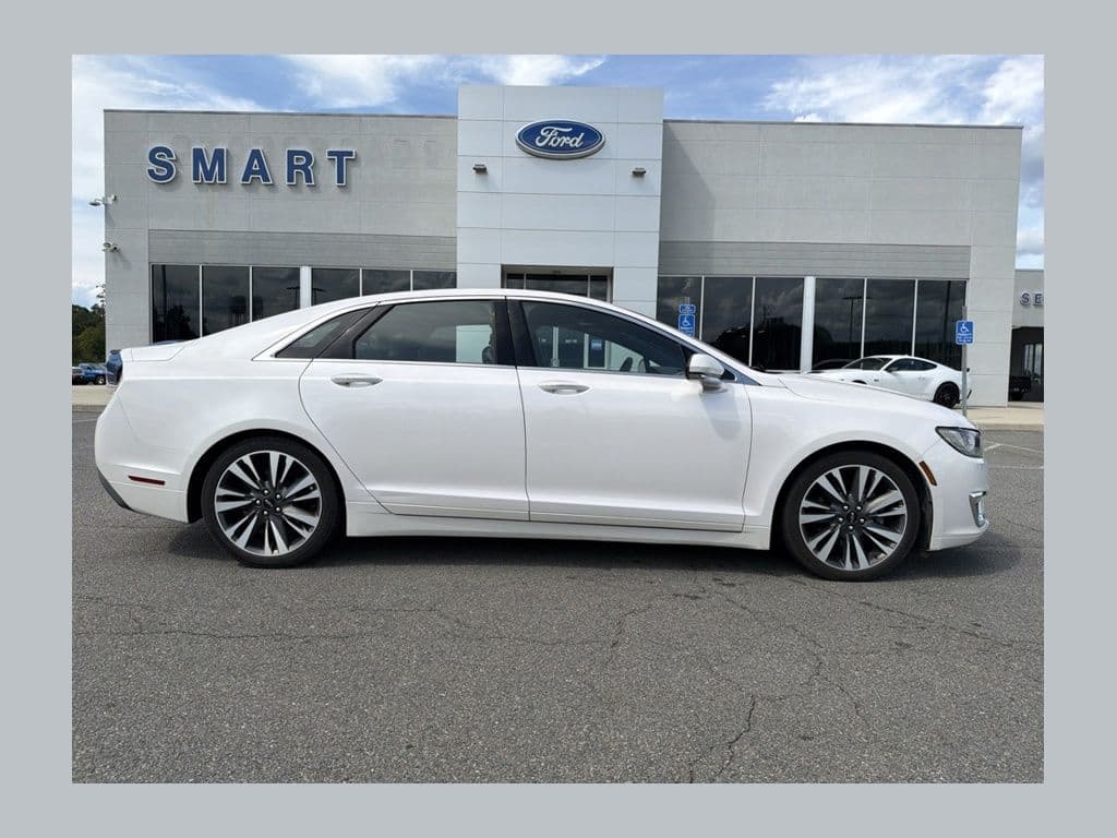 2017 Lincoln MKZ Select — photo 1 of 19